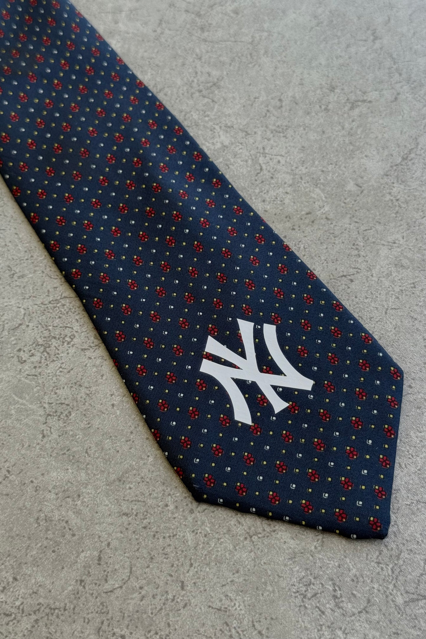NY Yankees tie