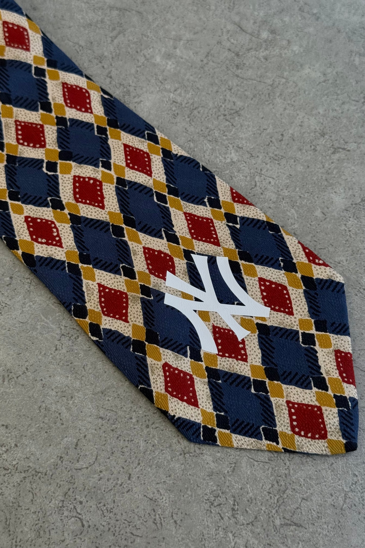 NY Yankees tie