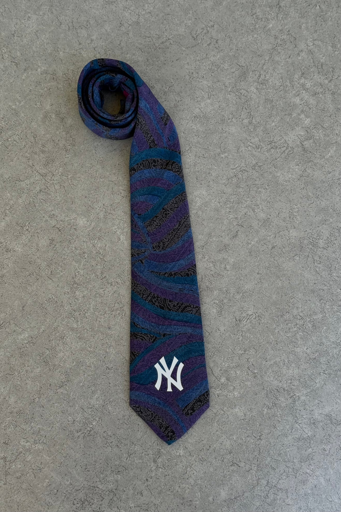 NY Yankees tie