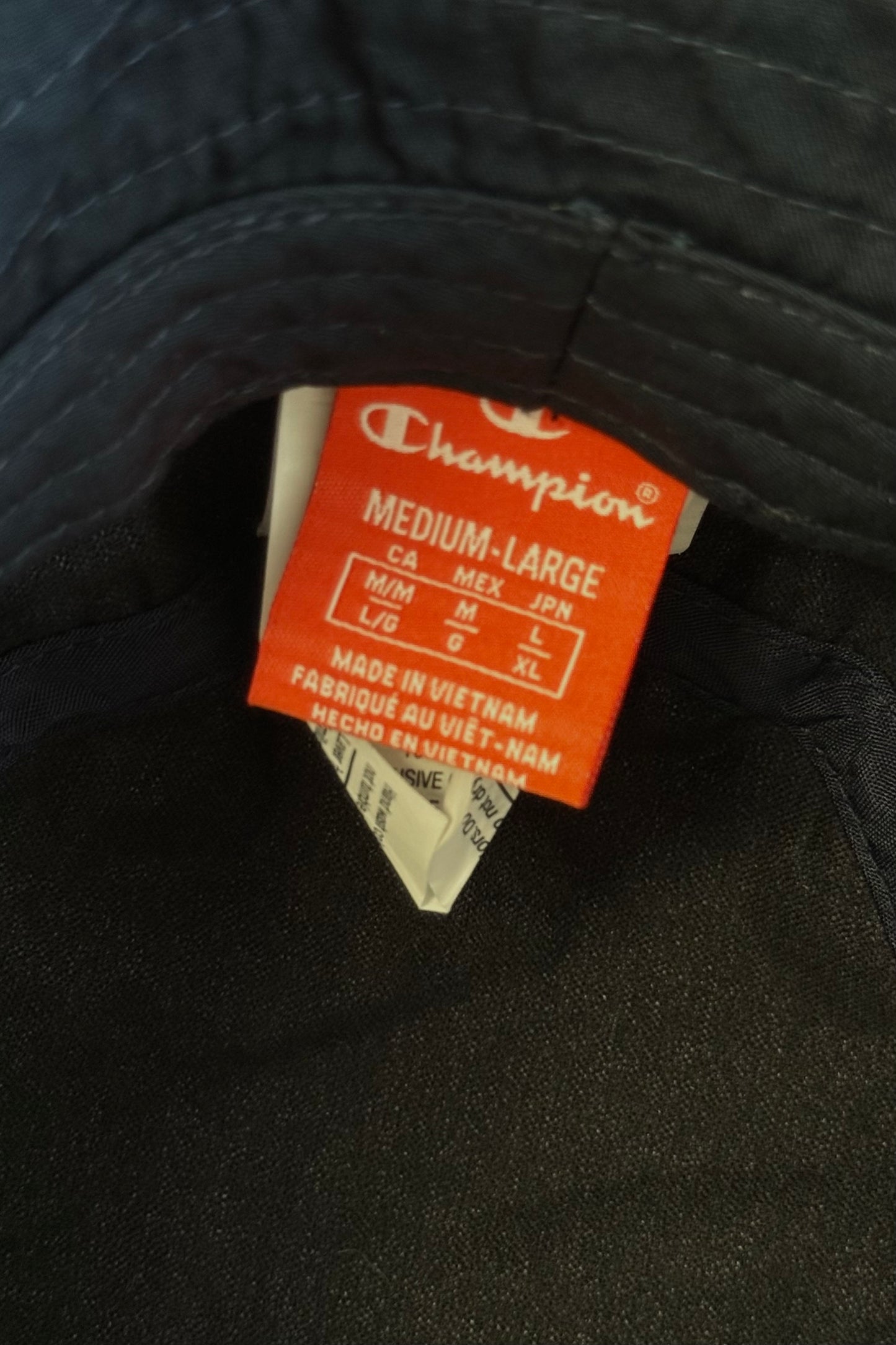 Cappello Champion