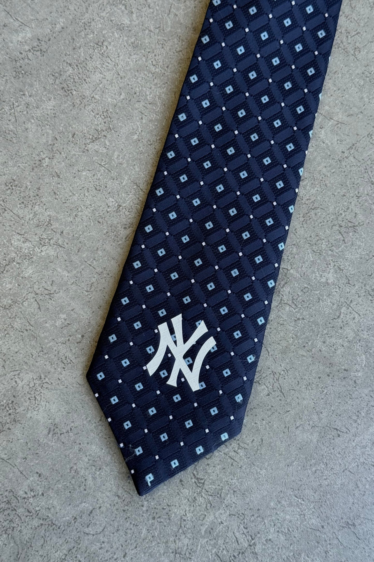 NY Yankees tie