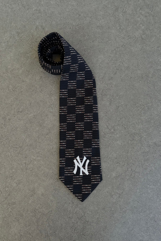 NY Yankees tie