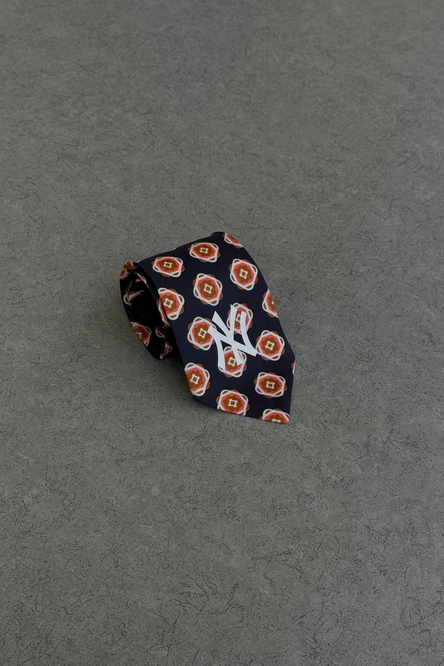 NY Yankees tie