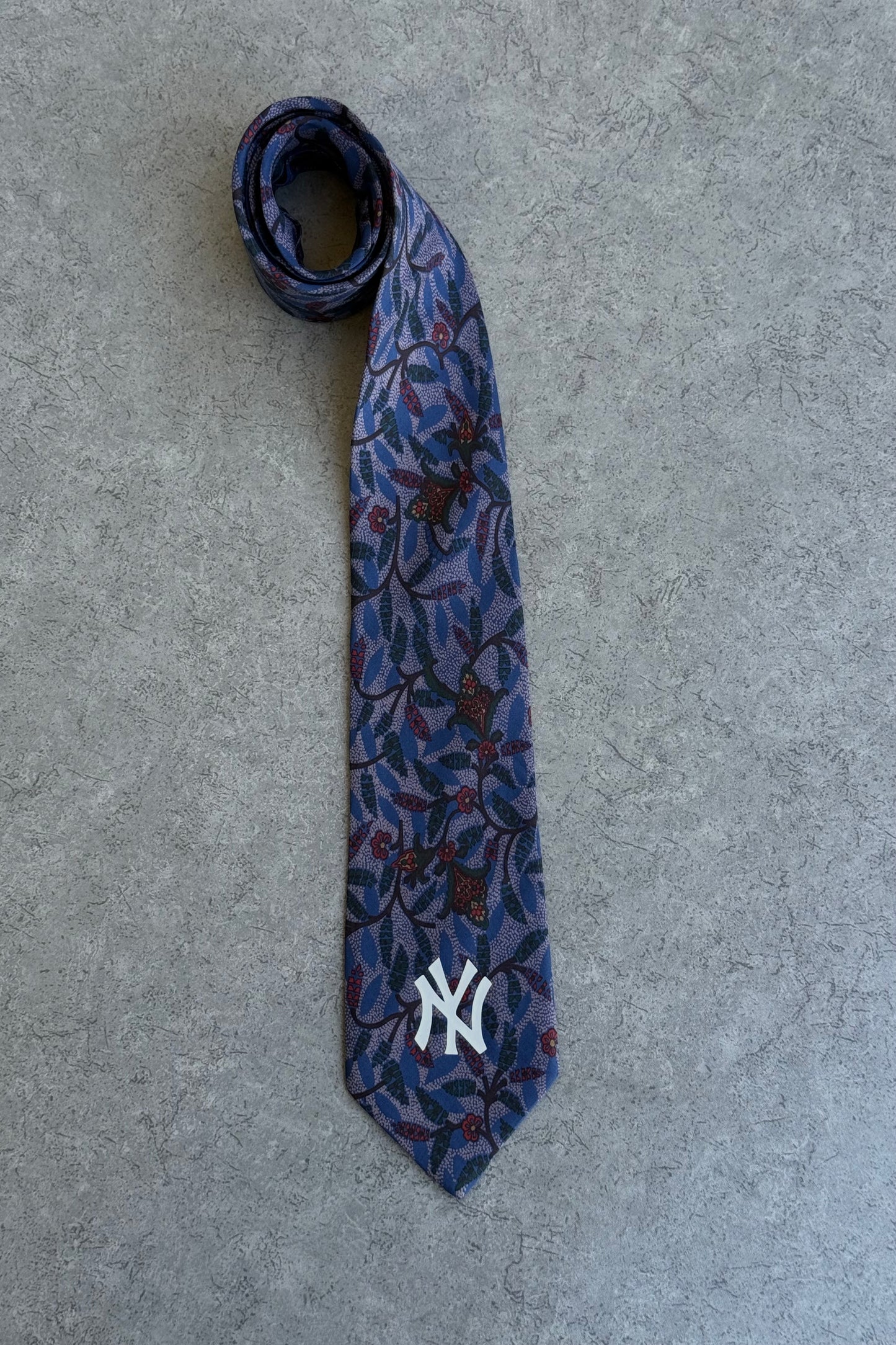 NY Yankees tie