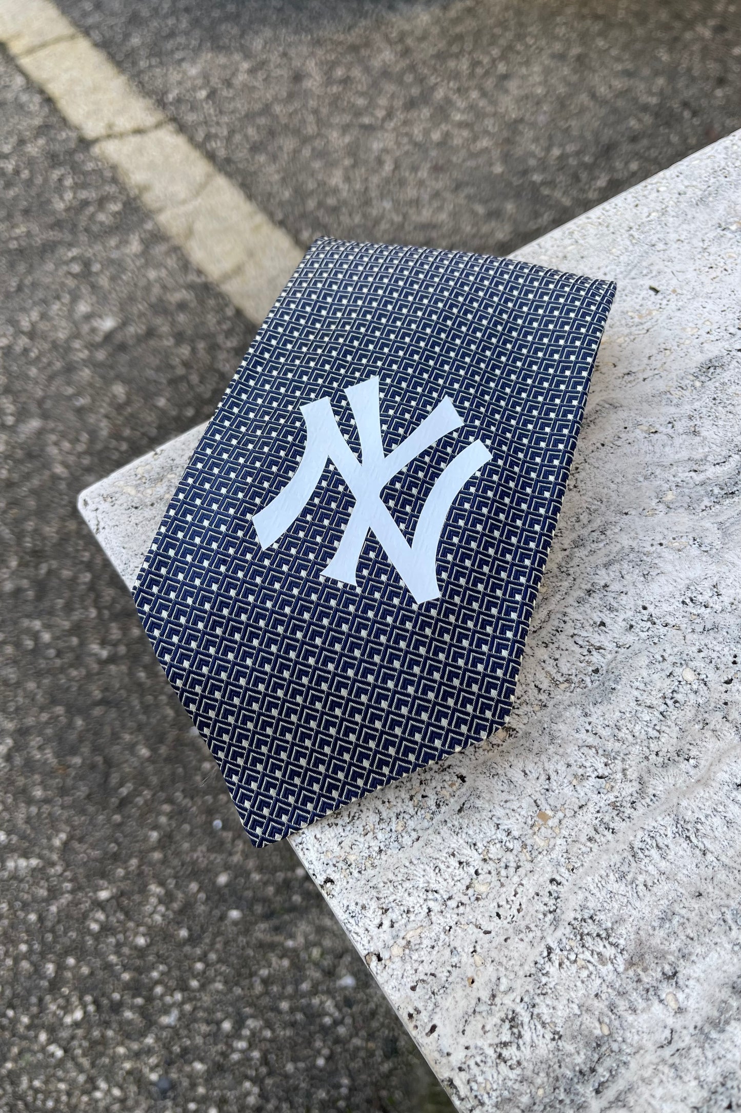 NY Yankees tie