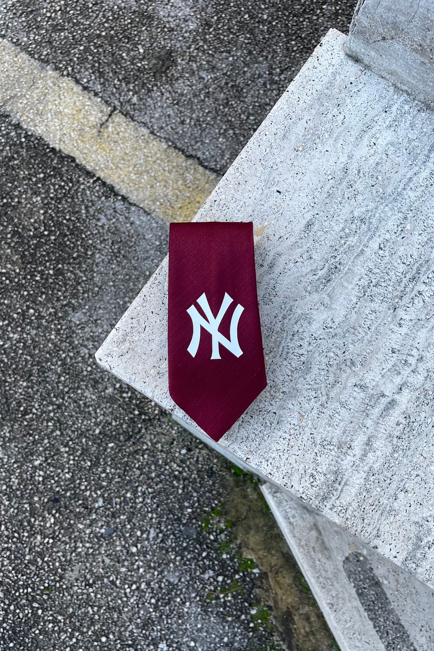 NY Yankees tie