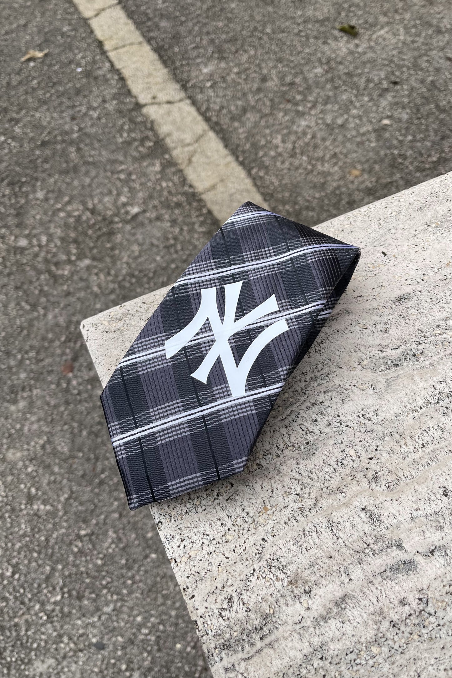 NY Yankees tie