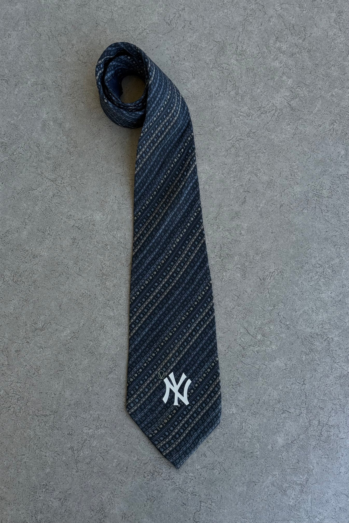 NY Yankees tie