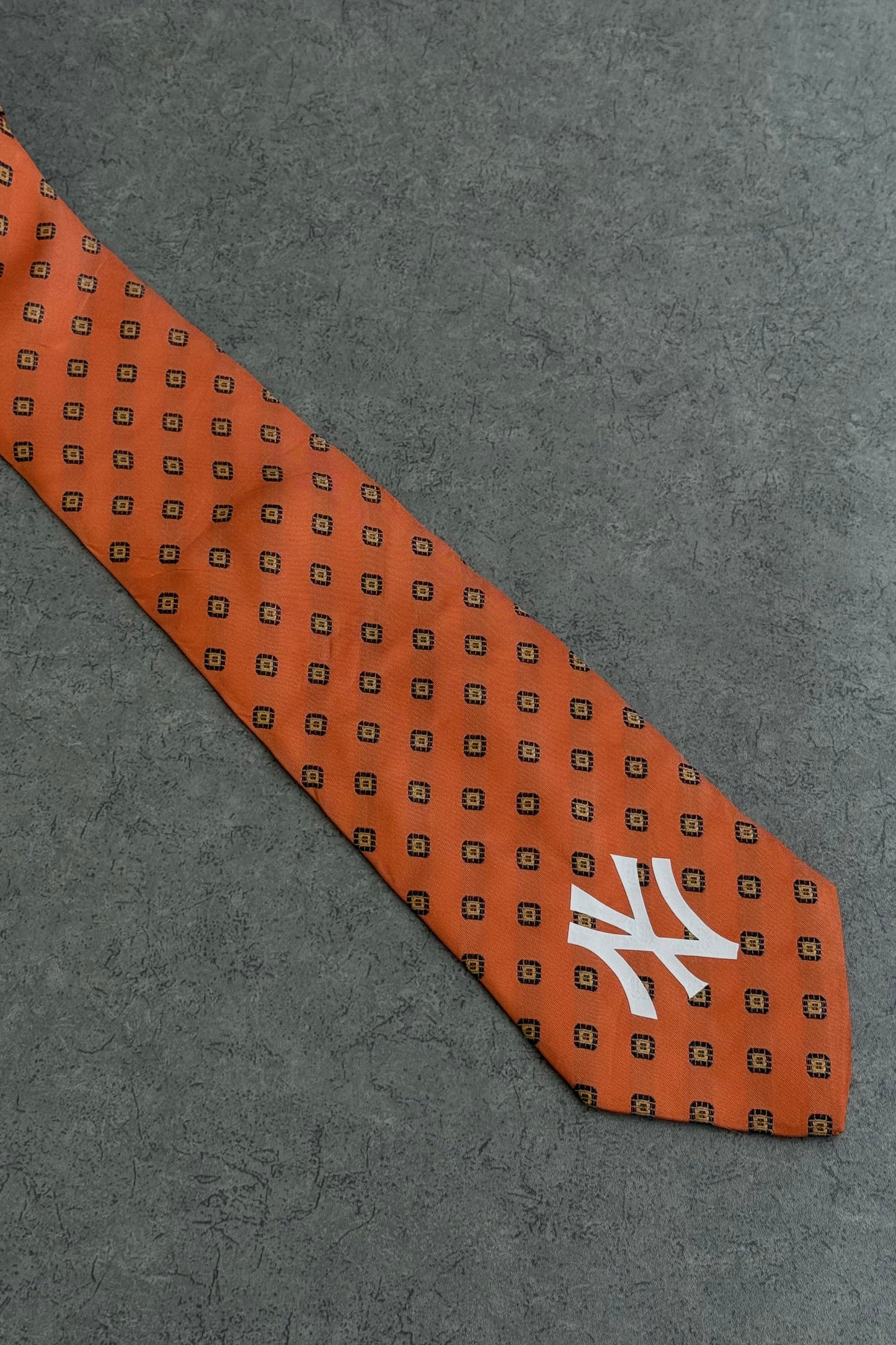 NY Yankees tie