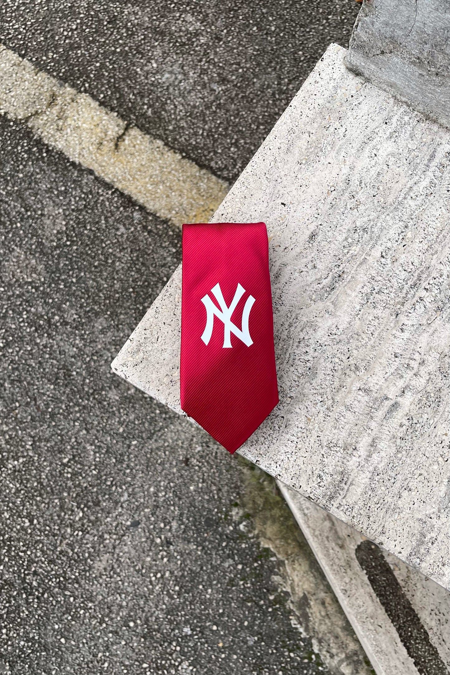 NY Yankees tie