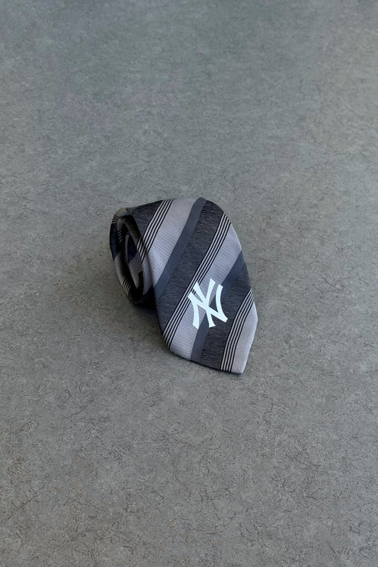 NY Yankees tie