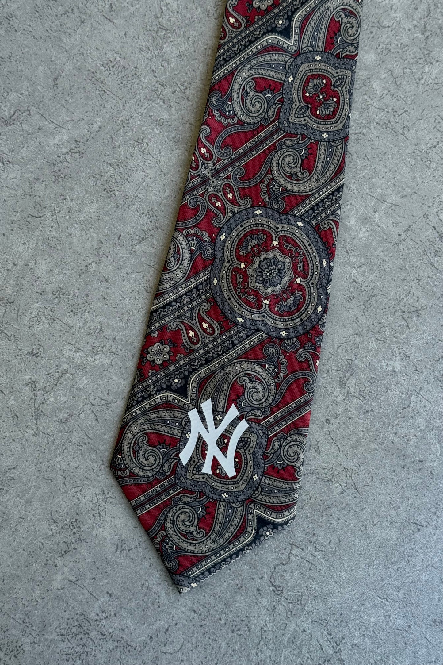 NY Yankees tie