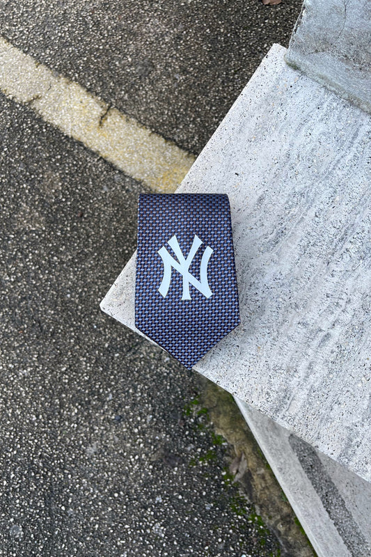 NY Yankees tie