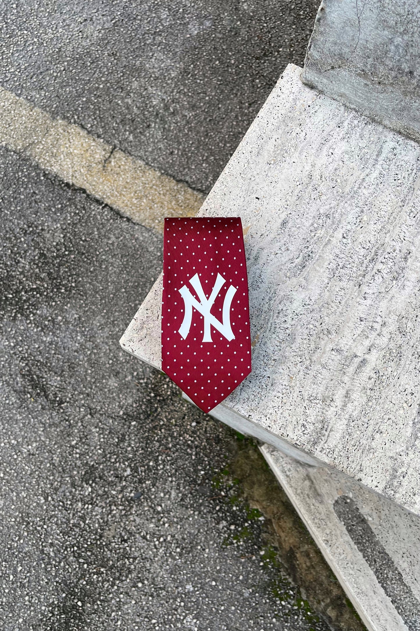 NY Yankees tie