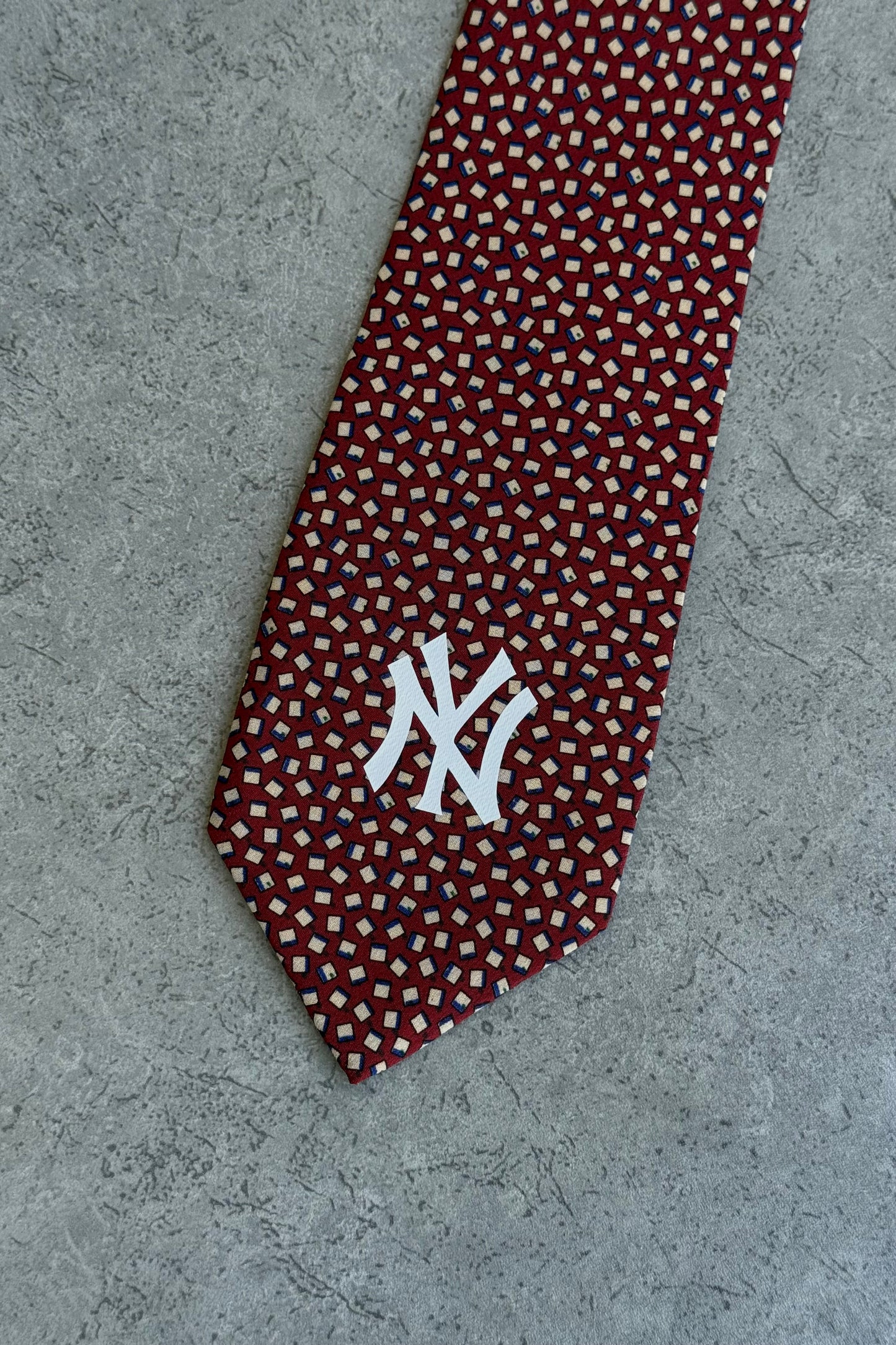 NY Yankees tie