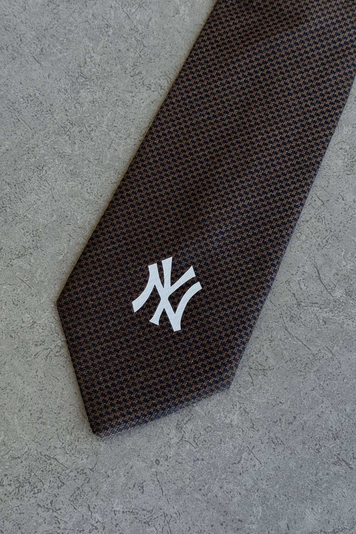 NY Yankees tie