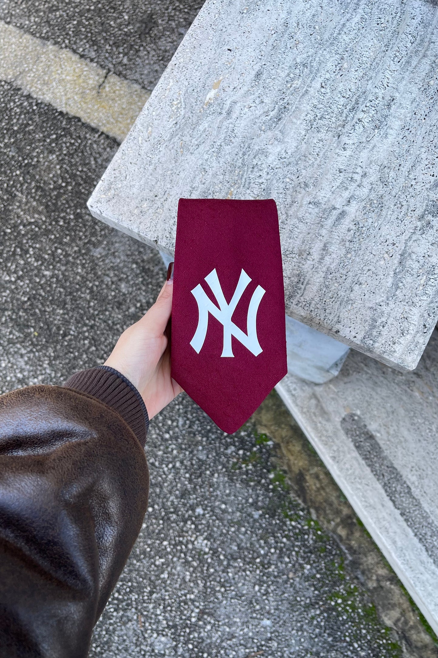 NY Yankees tie