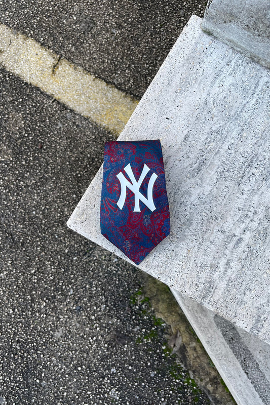 NY Yankees tie