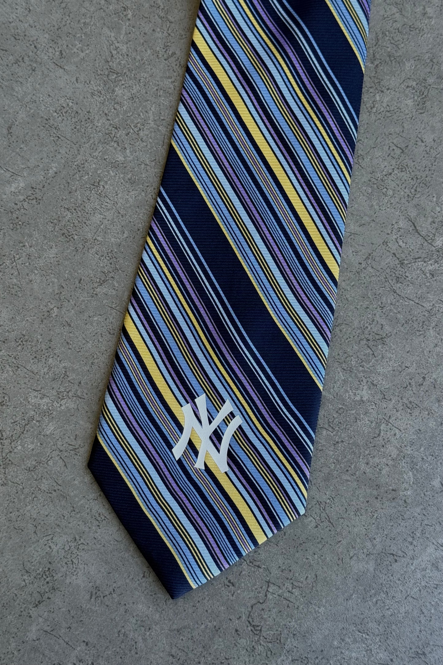 NY Yankees tie